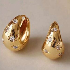 BRAND NEW Minimalist Geometric Gold Plated Hoop Huggie Earrings with Rhinestones